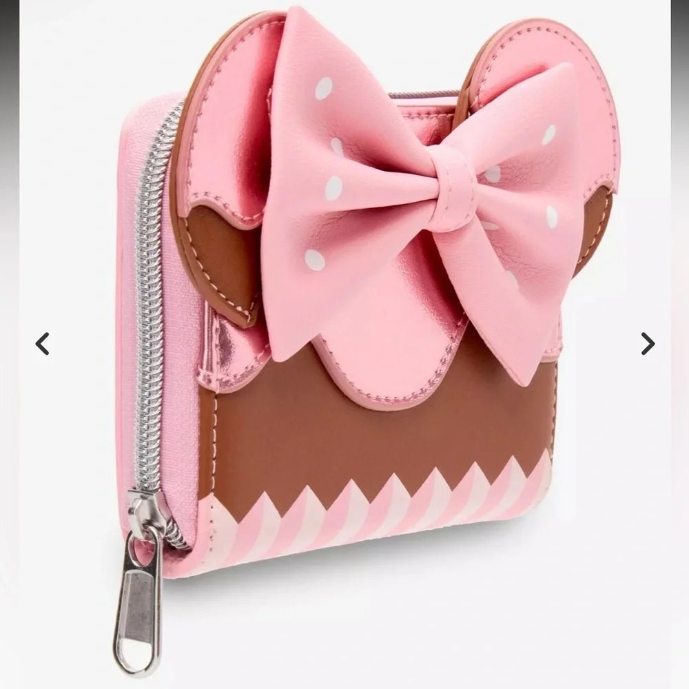 Loungefly Disney Minnie Mouse Strawberry Chocolate Cupcake Mini Zipper Wallet